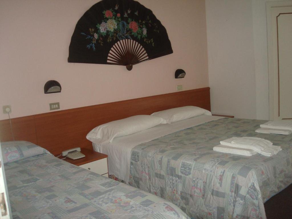 Hotel Arena Каттолика Номер фото
