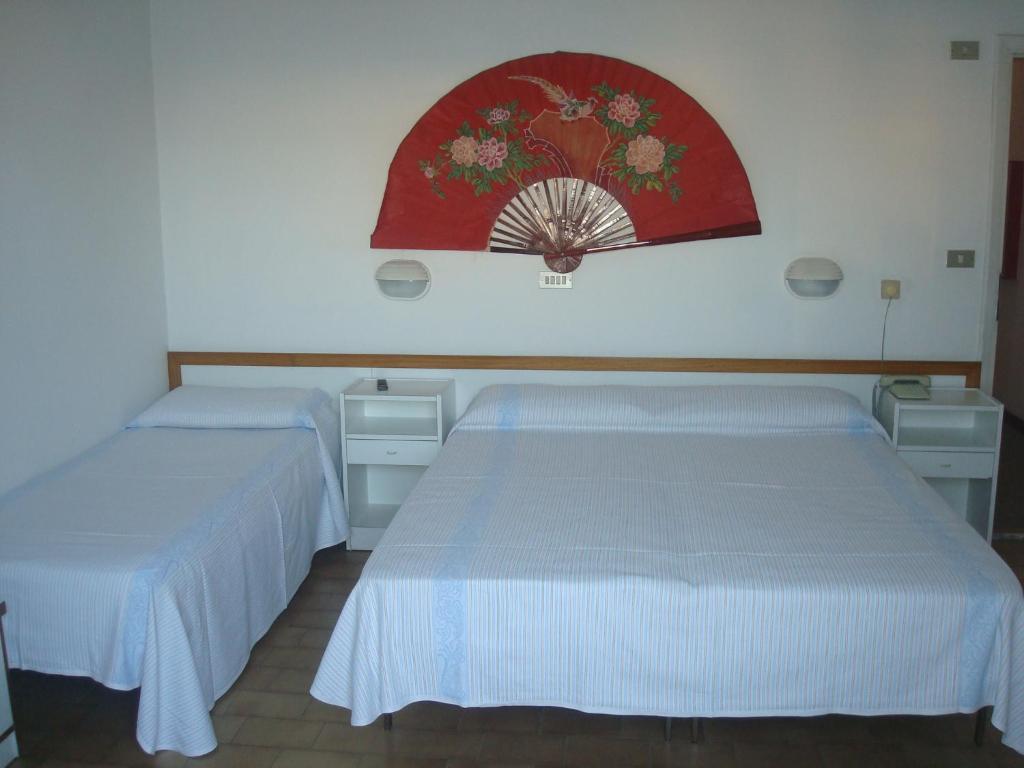 Hotel Arena Каттолика Номер фото